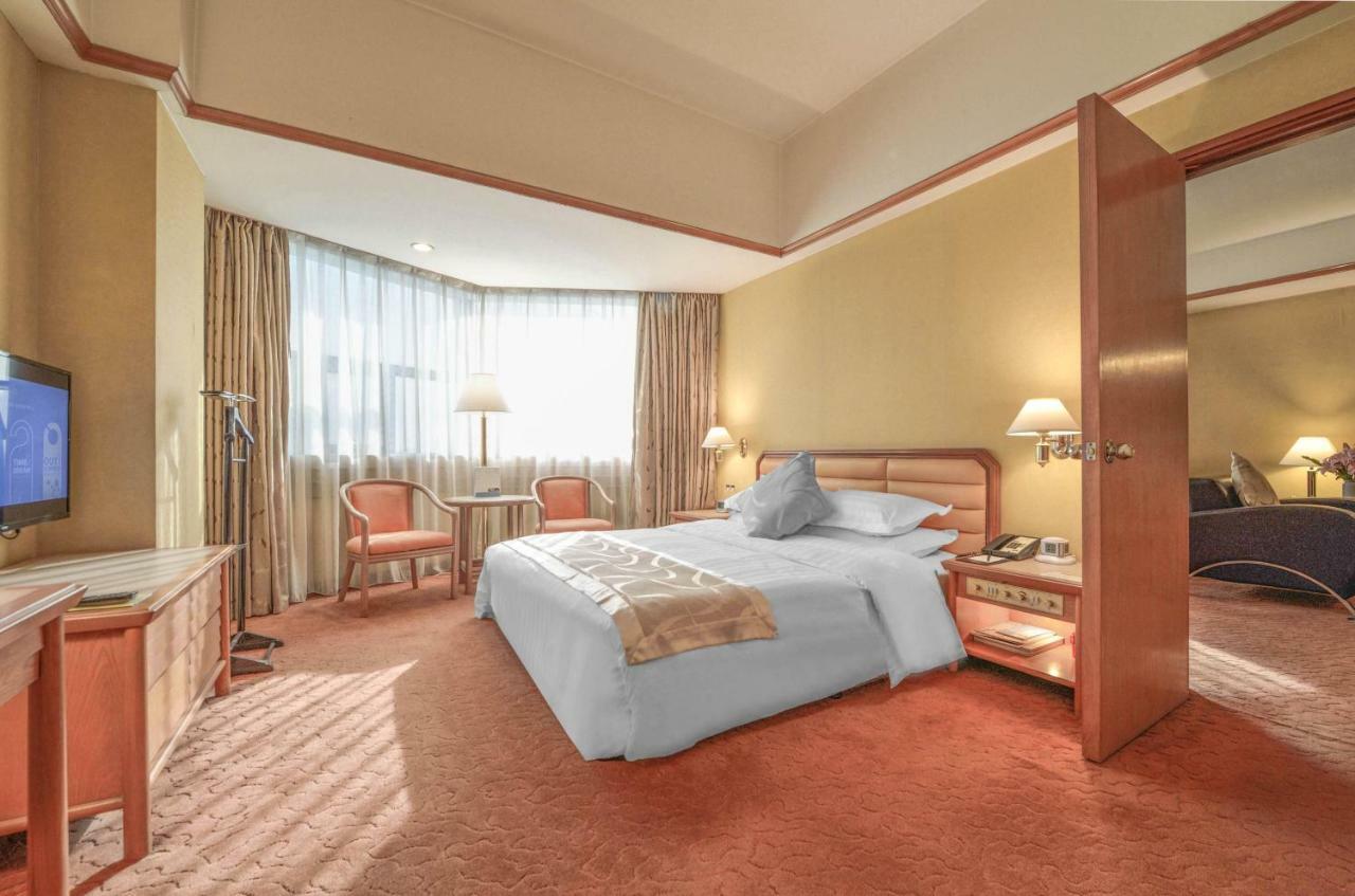 Gloria Plaza Shenyang Hotel Luaran gambar